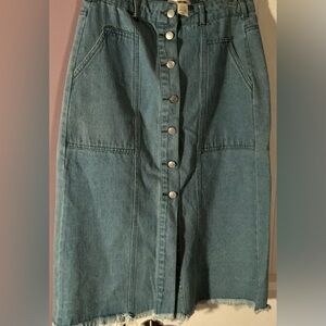 Sans Souci 100% cotton high waisted button front midi light denim skirt -SZ L